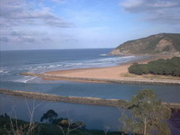 Una vista de la desembocadura de la Ra de Villaviciosa y de la Playa de Rodiles